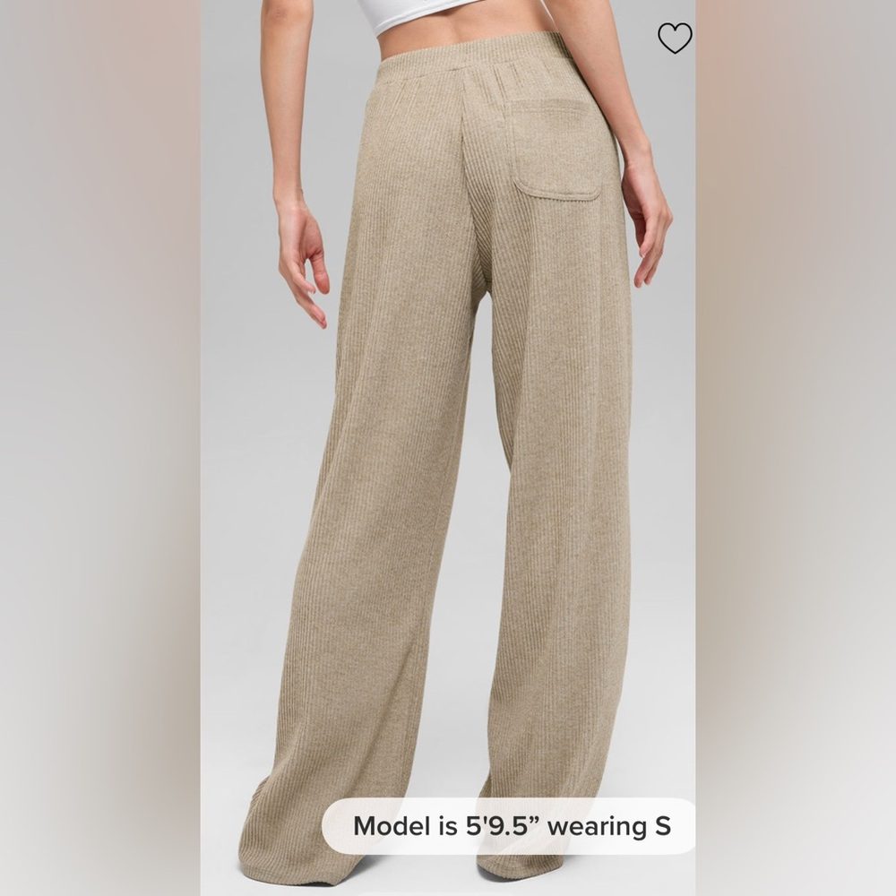 Alo NWT Muse Wide Leg Pants Gravel Heather Size M - Picture 2 of 12